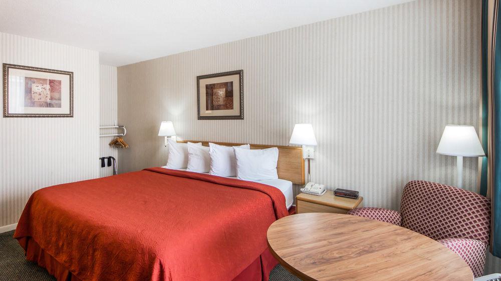 Quality Inn Ponca City Route 77 Exterior photo