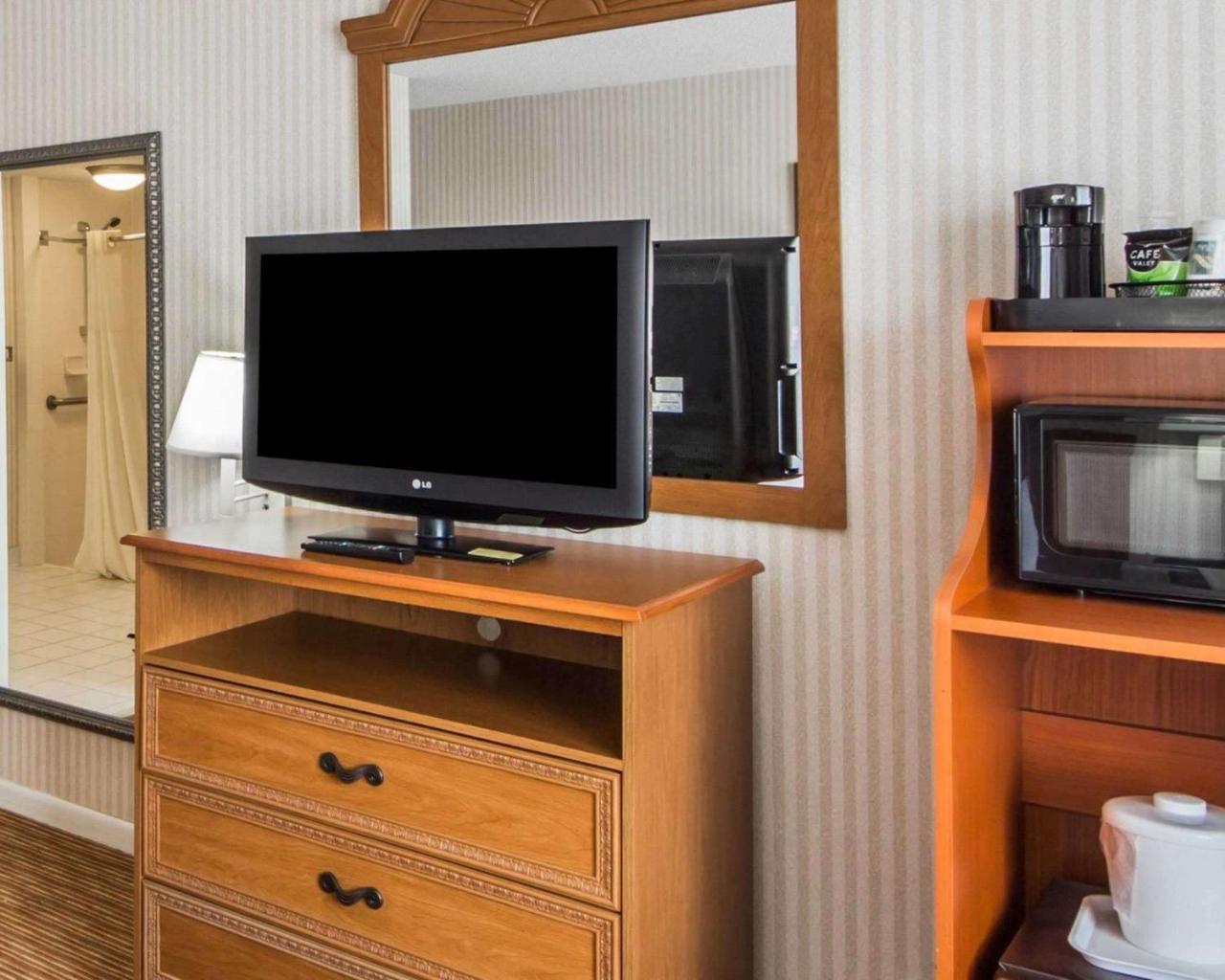 Quality Inn Ponca City Route 77 Exterior photo