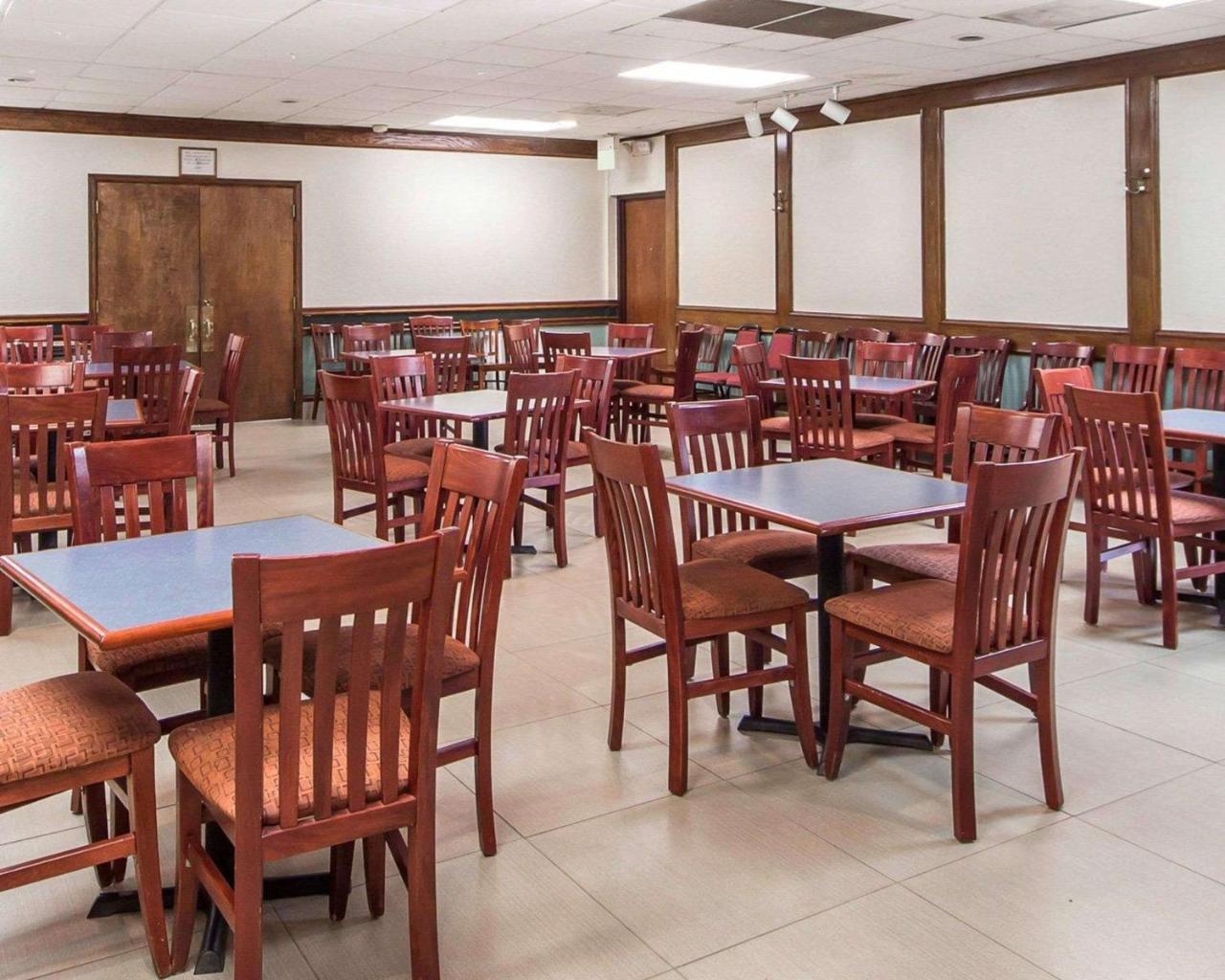 Quality Inn Ponca City Route 77 Exterior photo