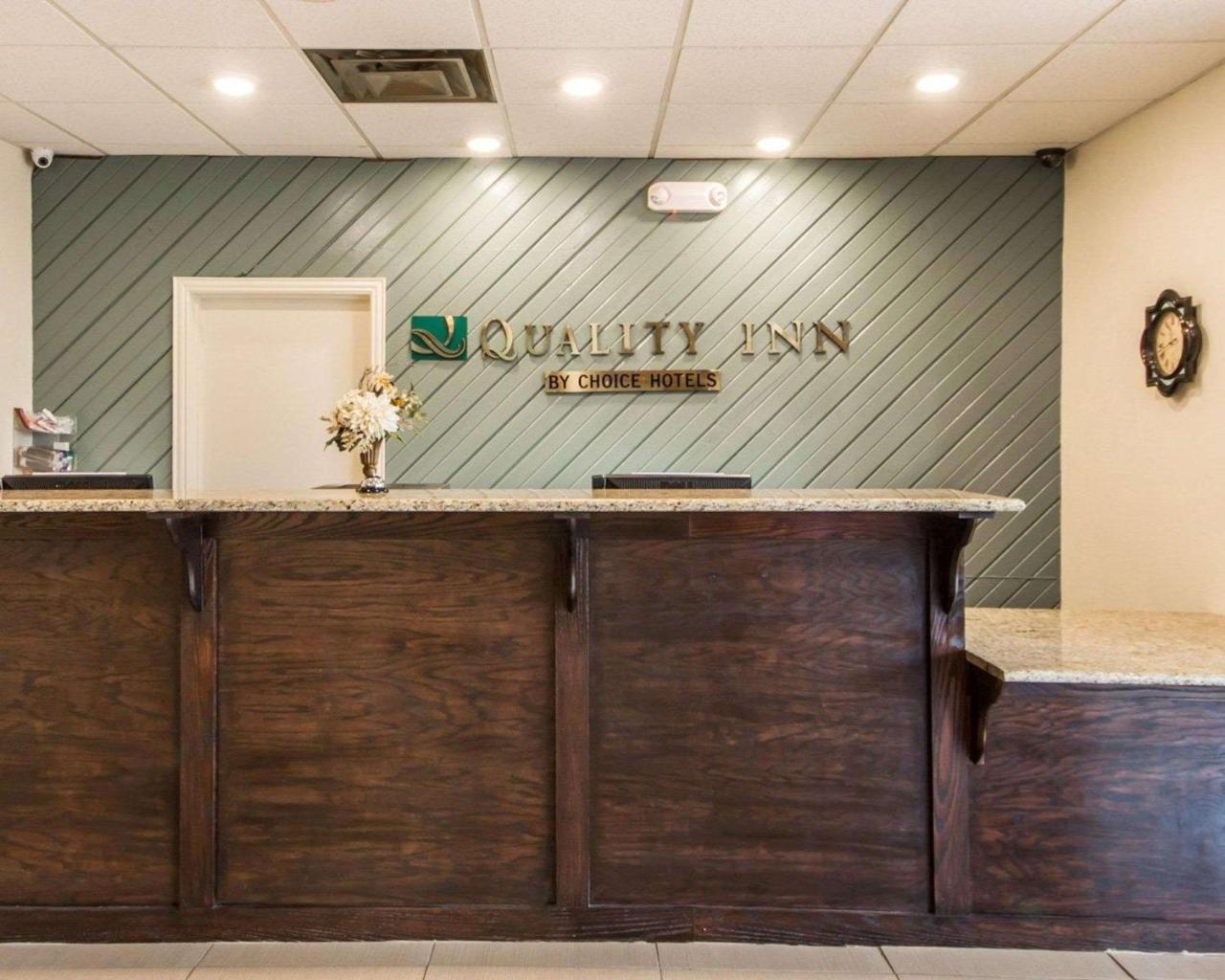Quality Inn Ponca City Route 77 Exterior photo