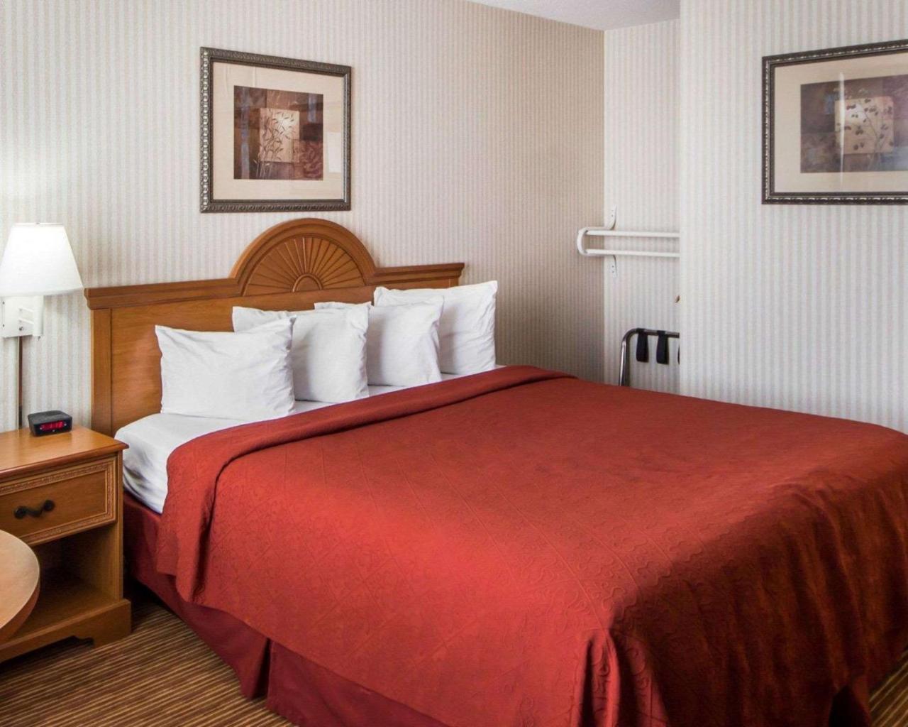Quality Inn Ponca City Route 77 Exterior photo