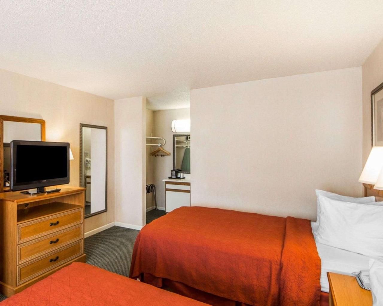 Quality Inn Ponca City Route 77 Exterior photo