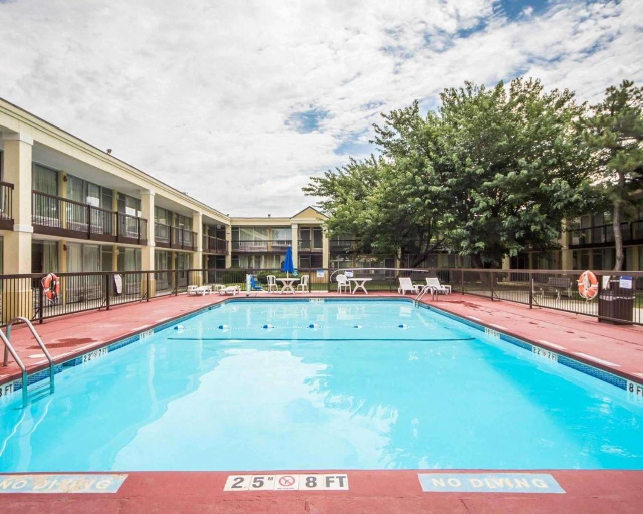 Quality Inn Ponca City Route 77 Exterior photo